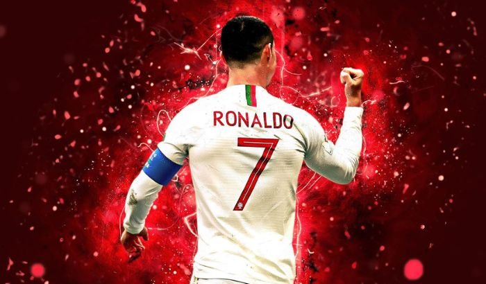 Hình nền CR7 4K với chất lượng cao sẽ làm nổi bật thiết bị của bạn.